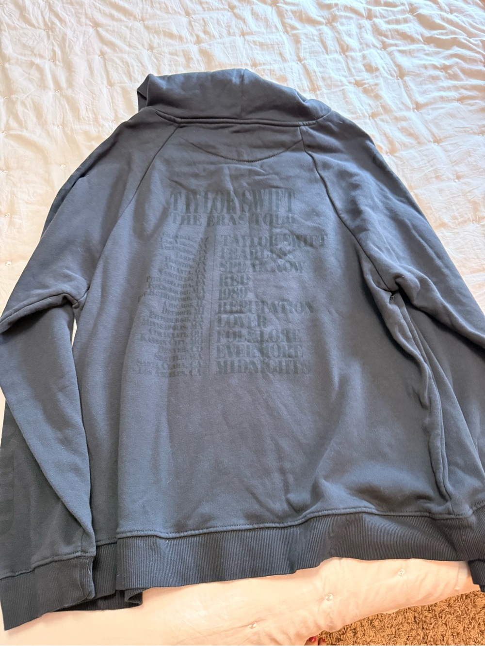 ⭐️Taylor Swift THE ERAS TOUR Graphic Women's Hoodie⭐️ - Picture 3 of 3